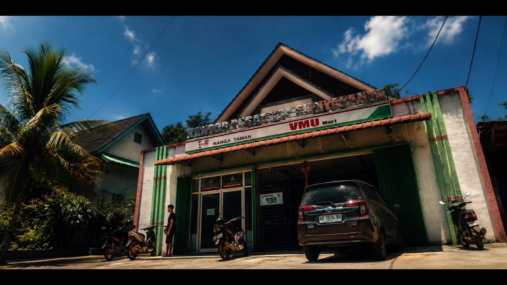 Gerai VMU Mart di Nanga Taman, satu bangunan dengan Kantor Pusat KSP CU Nyai Anta